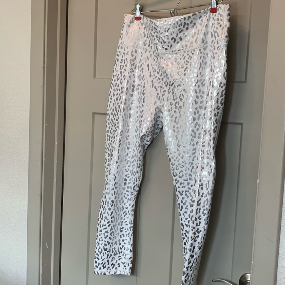 Fabletics powerhold leggings